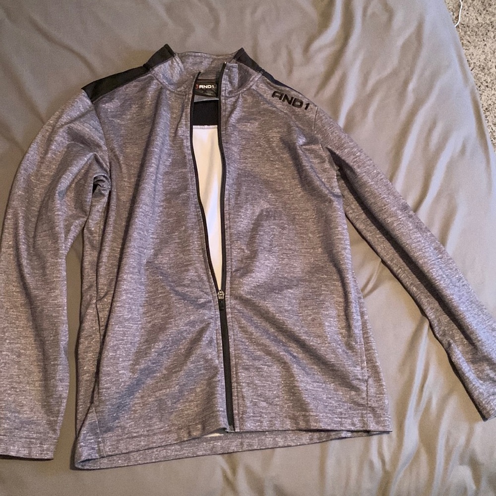 NWOT mens and1 zip up